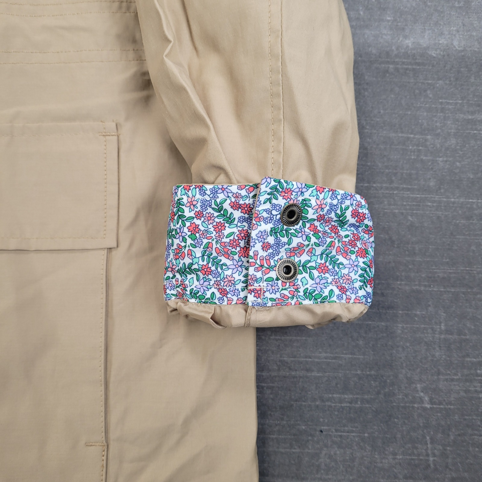 Lands End Womens Xl 18 Tan Hooded Field Jacket Floral Cuff Light Weight — image 2 of 7